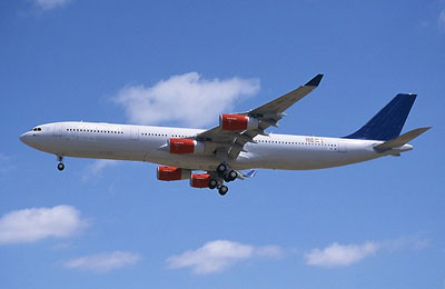 请问十一日北京到斯德哥尔摩国航班机可托运几